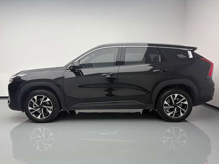 Geely Atlas L, 2025 — фото 7 из 9