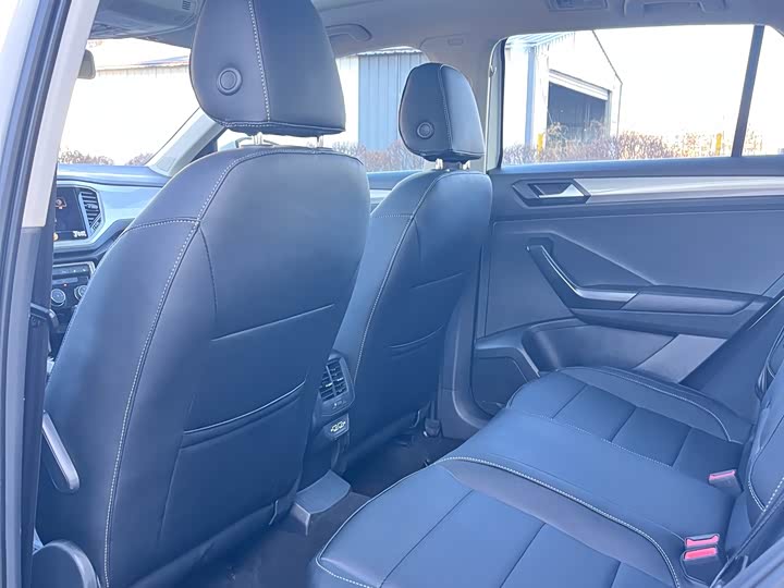 Volkswagen T-Roc, 2022 — фото 6 из 9