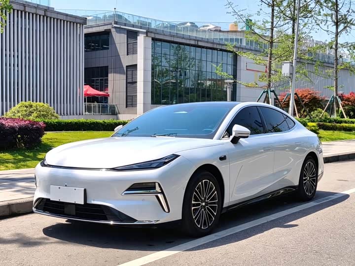 Geely Galaxy Starshine 8 EM-i, 2025 — купить в Владимире под ключ