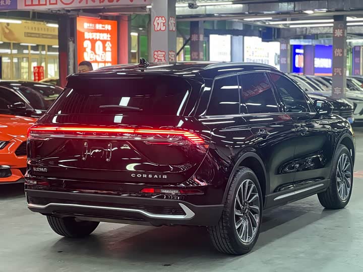 Lincoln Corsair, 2023 — фото 6 из 9