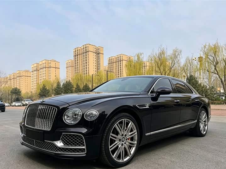 Bentley Flying Spur, 2024 — купить в Йошкар-Оле под ключ