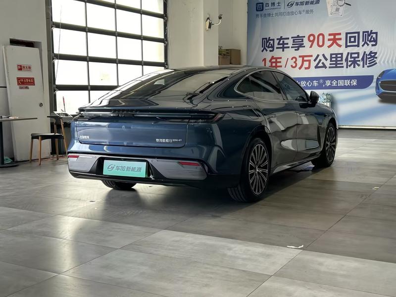 Geely Galaxy Starshine 8 EM-i, 2025 — фото 6 из 10