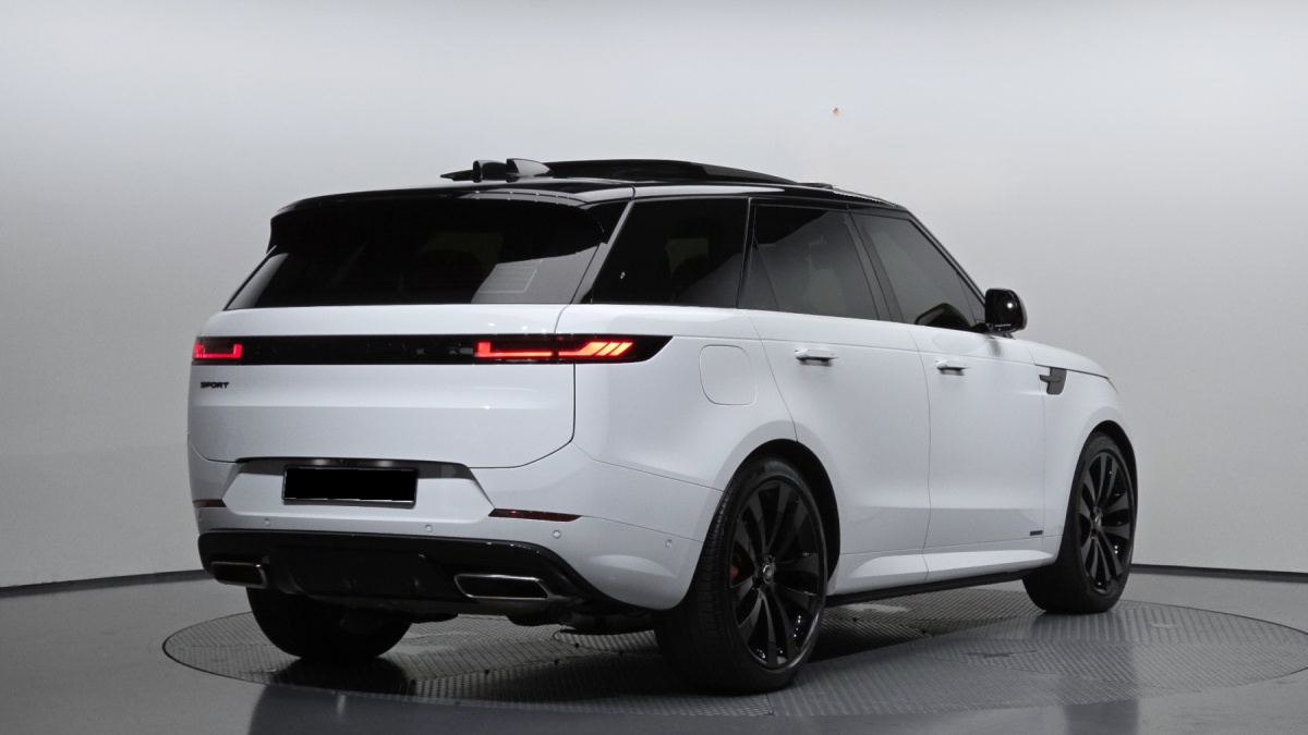 Land Rover Range Rover Sport, 2025 — фото 2 из 12