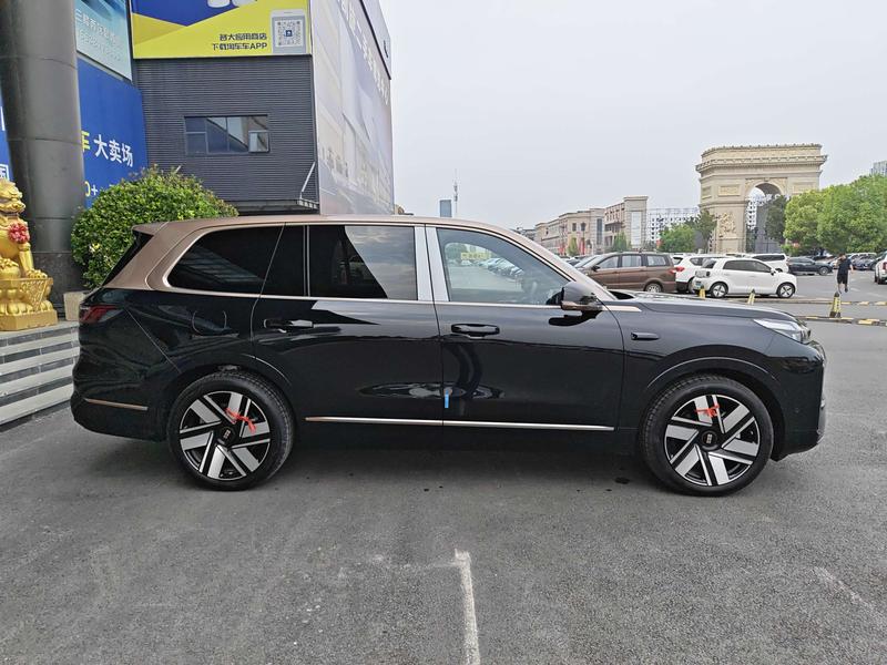Geely Galaxy M9, 2026 — фото 8 из 12