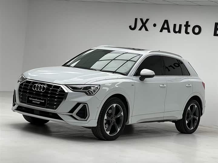 Audi Q3, 2021 — купить в Туле под ключ