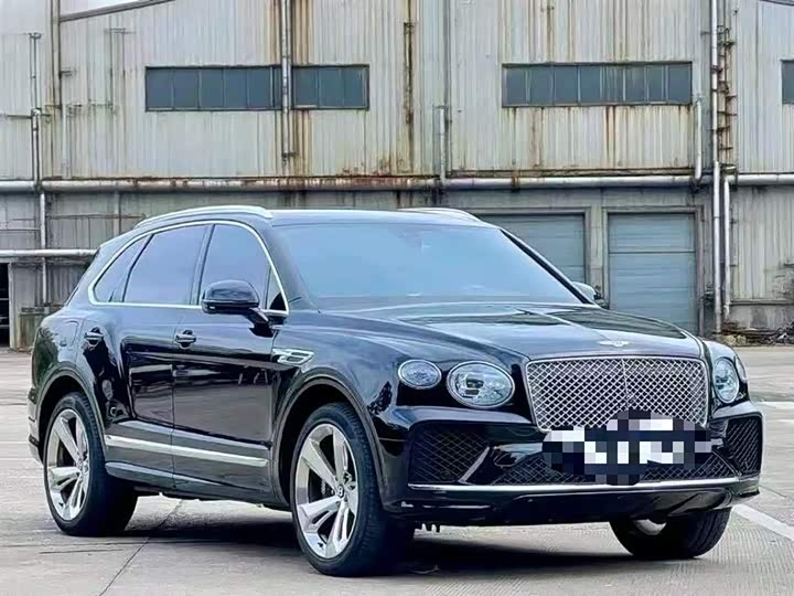 Bentley Bentayga, 2023 — фото 4 из 9