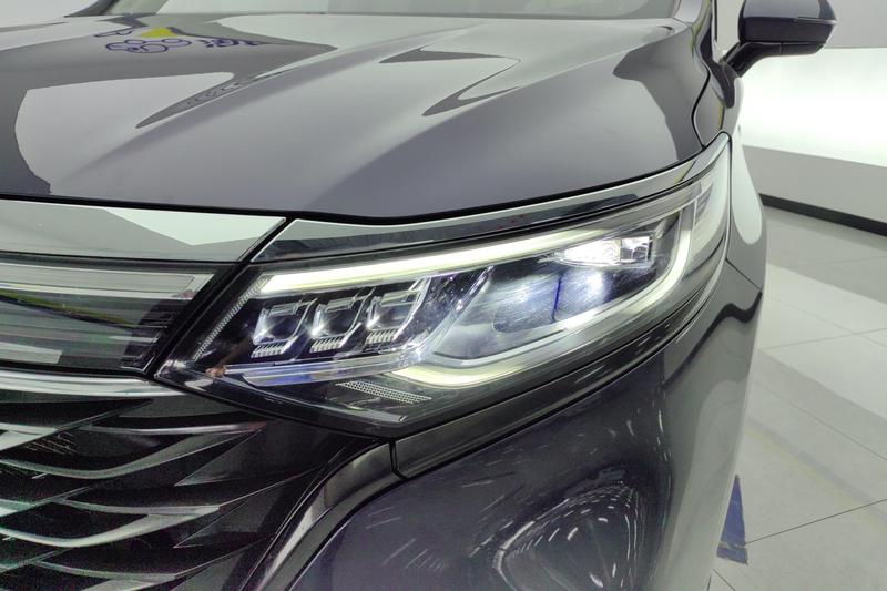 Roewe iMax 8, 2022 — фото 4 из 12