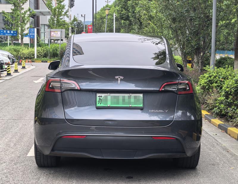 Tesla Model Y, 2021 — фото 5 из 11
