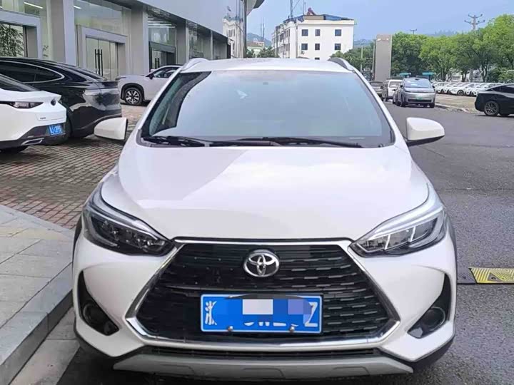 Toyota Yaris L Hatchback, 2022 — купить в Самаре под ключ