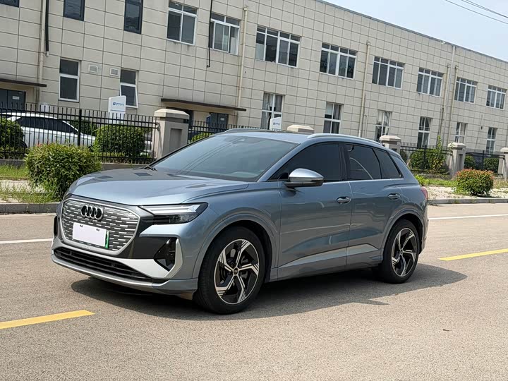 Audi Q4 e-tron, 2024 — купить в Владимире под ключ