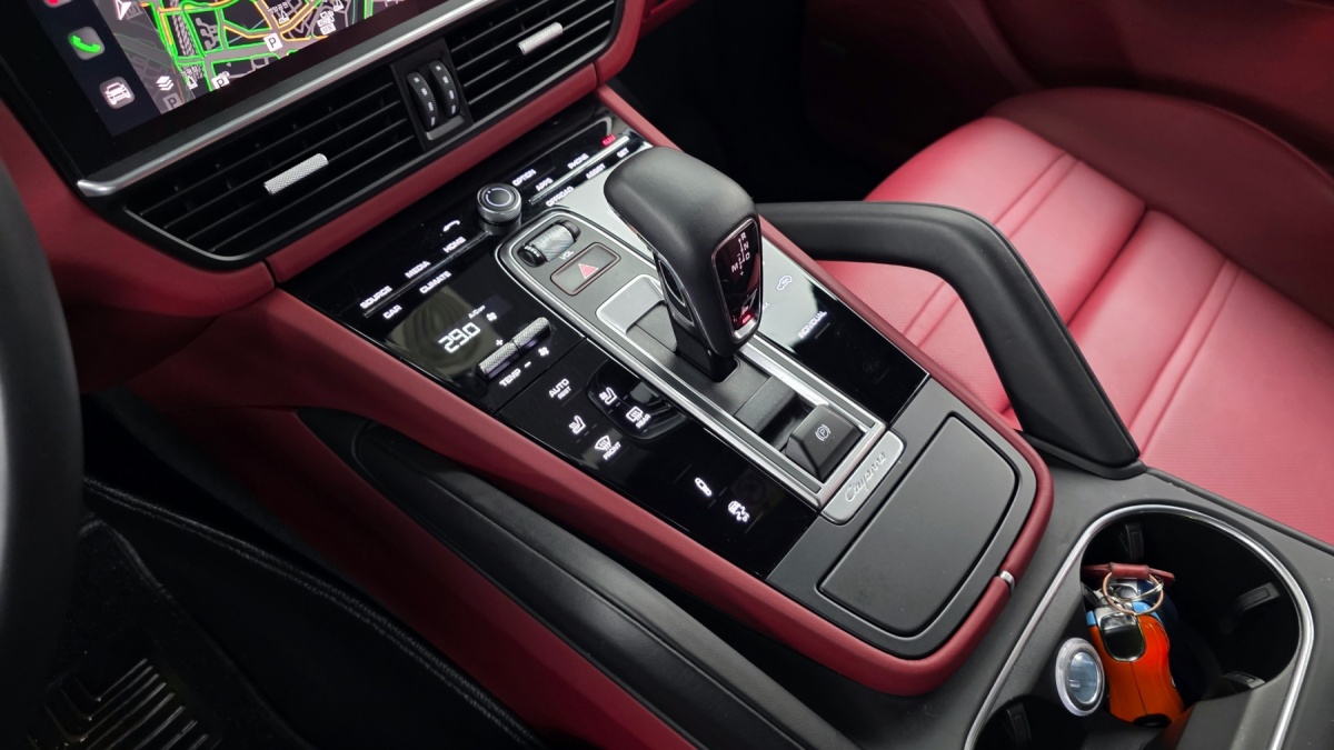 Porsche Cayenne, 2023 — фото 8 из 12
