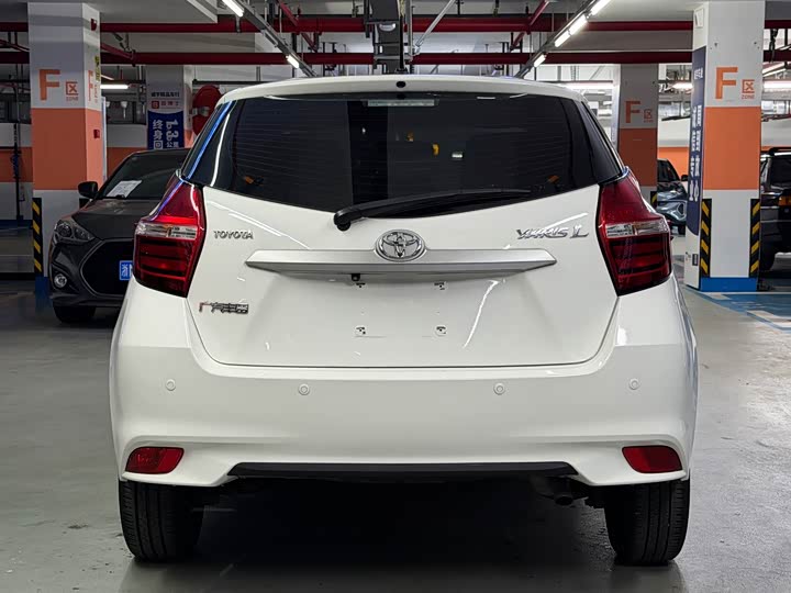 Toyota Yaris L Hatchback, 2022 — фото 4 из 9