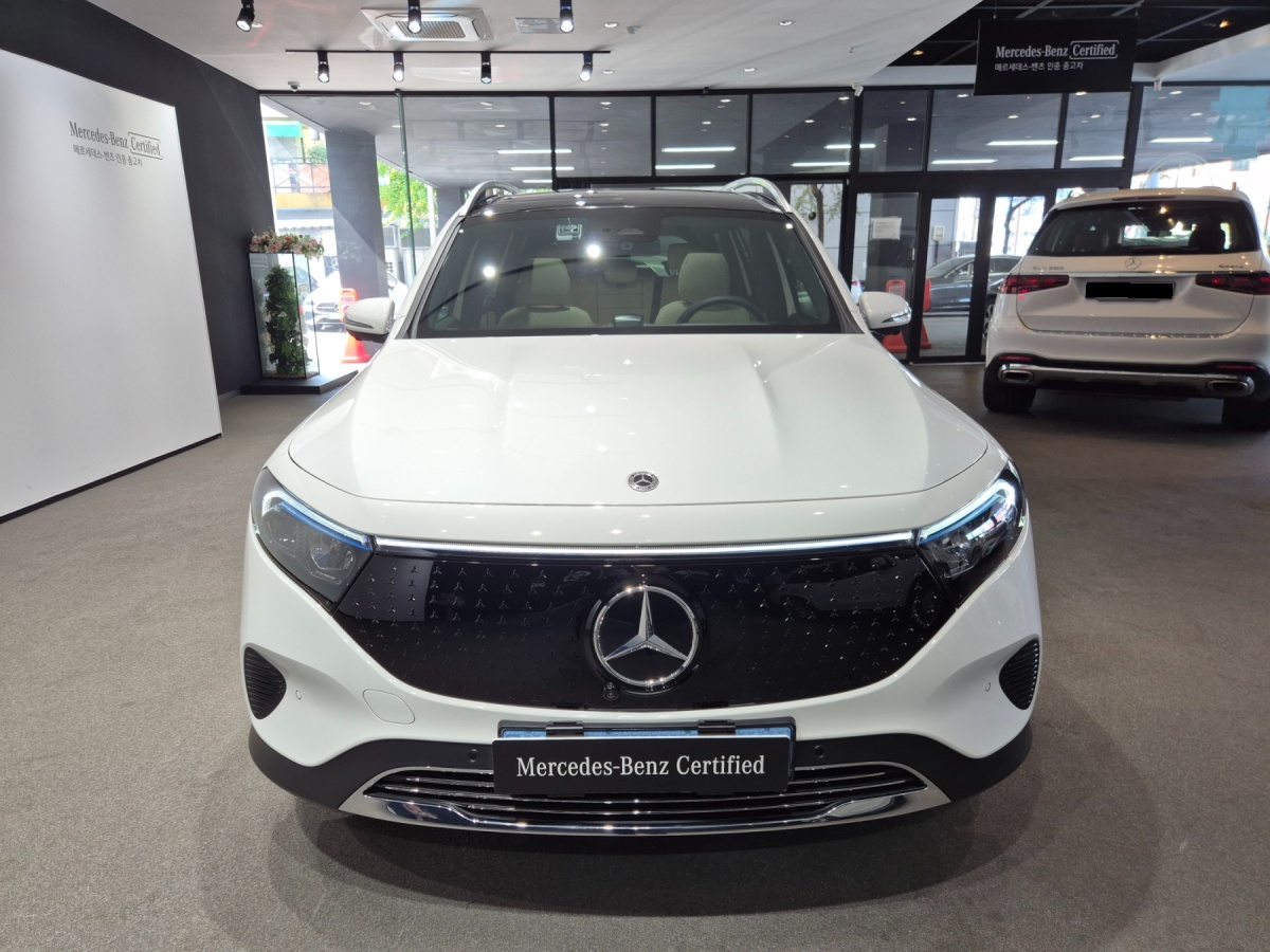 Mercedes-Benz EQB, 2026 — фото 3 из 12