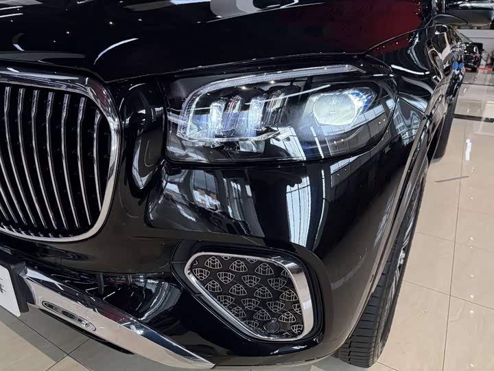 Mercedes-Benz Maybach GLS, 2024 — фото 7 из 9