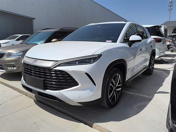 BYD Song L DM-i Hybrid, 2024 — фото 2 из 9