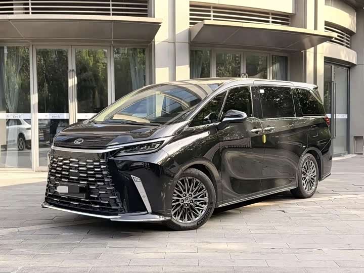 Lexus LM, 2023 — фото 7 из 9