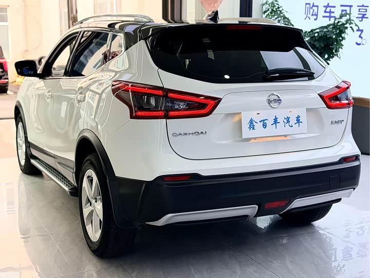 Nissan Qashqai, 2022 — фото 8 из 9