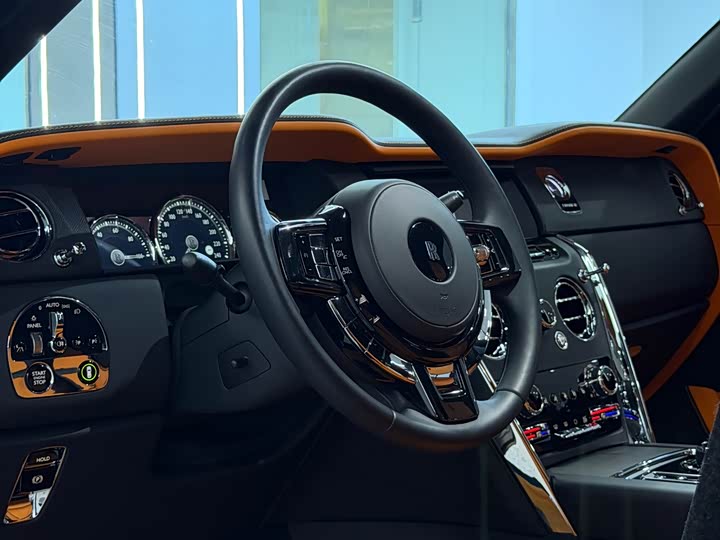 Rolls-Royce Cullinan, 2022 — фото 9 из 9