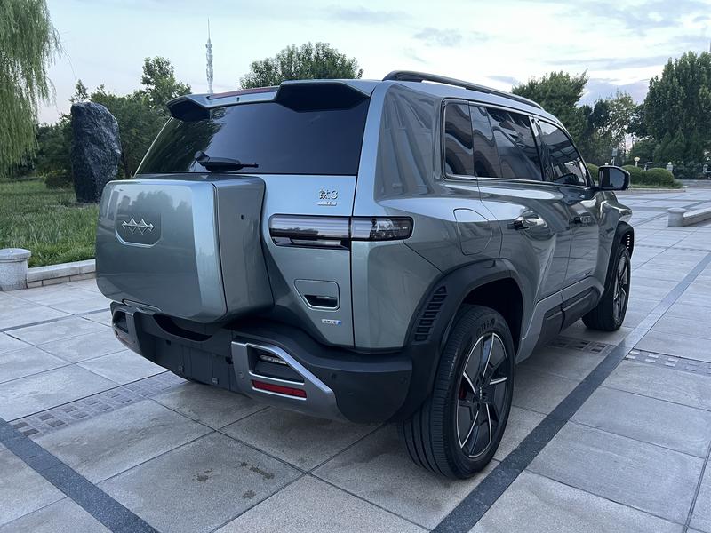 BYD FangChengBao Titanium 3 (Tai 3), 2025 — фото 6 из 12