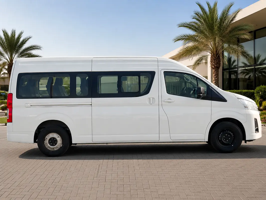 Toyota Hiace, 2026 — фото 7 из 10