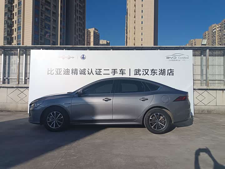 BYD Qin Plus, 2023 — фото 3 из 9