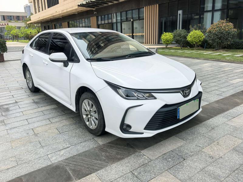 Toyota Corolla, 2023 — фото 3 из 12