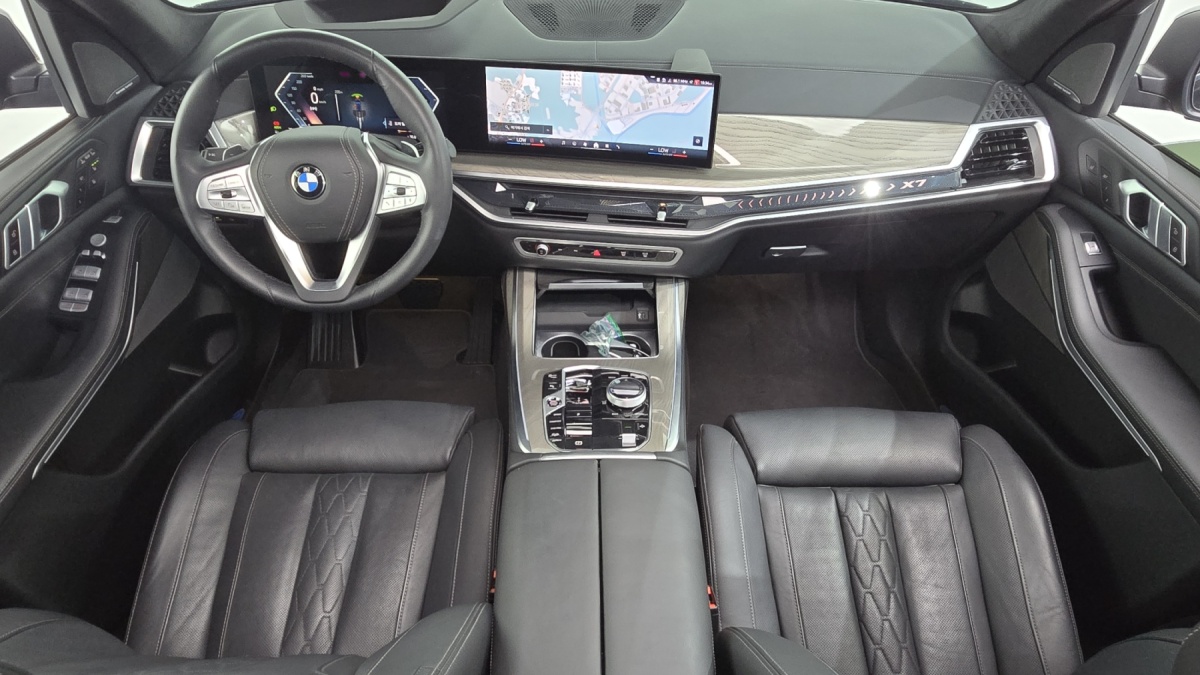 BMW X7, 2024 — фото 6 из 12