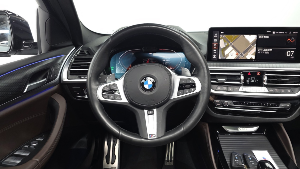 BMW X4, 2022 — фото 11 из 12
