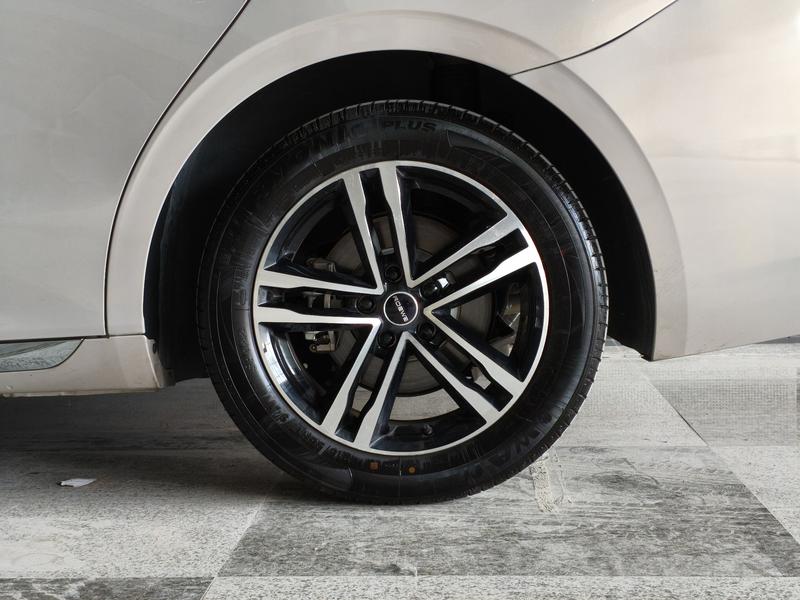 Roewe M7 DMH, 2025 — фото 11 из 12