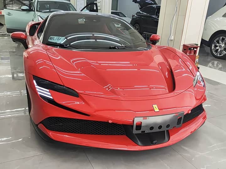 Ferrari SF90, 2023 — фото 2 из 9