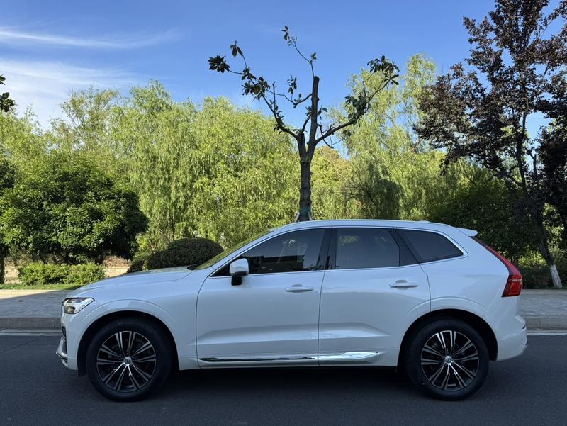 Volvo XC60, 2021 — фото 4 из 12