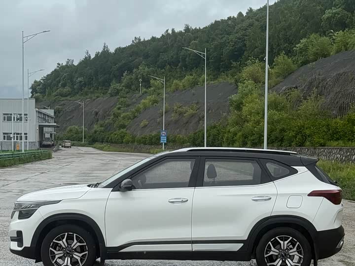 Kia KX3, 2022 — фото 3 из 9