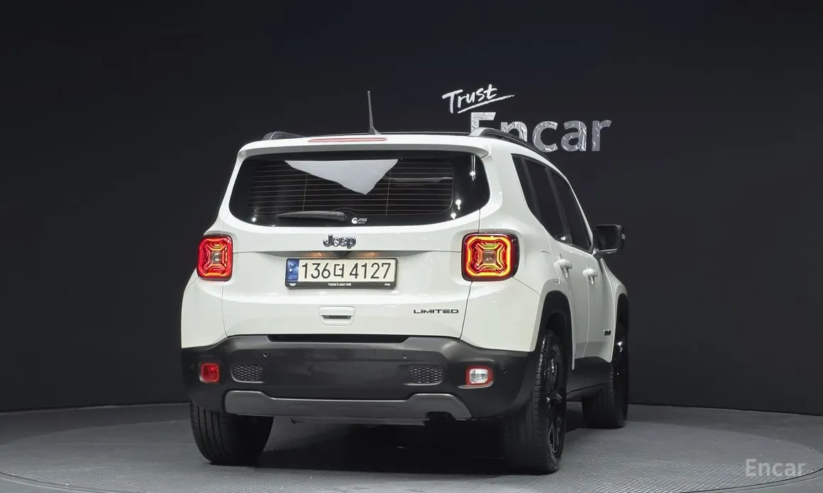 Jeep Renegade, 2023 — фото 4 из 12