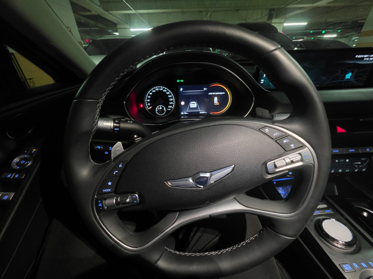 Genesis G80, 2022 — фото 7 из 9