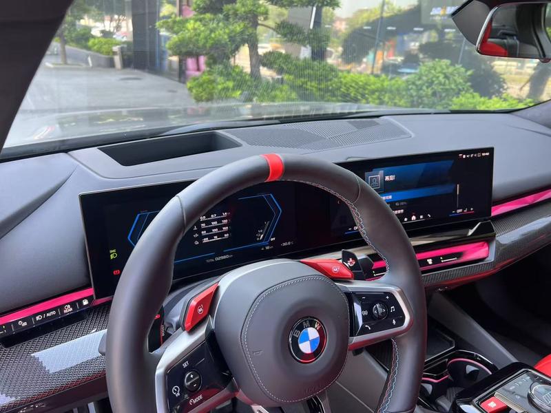 BMW M5 Hybrid, 2024 — фото 3 из 8