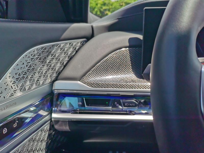 BMW i7, 2024 — фото 10 из 12