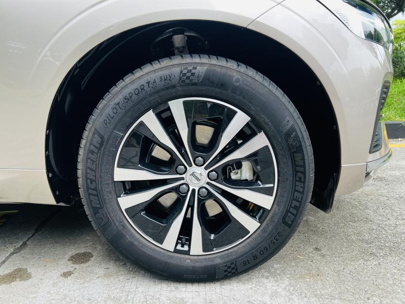 Volvo XC60, 2025 — фото 8 из 12