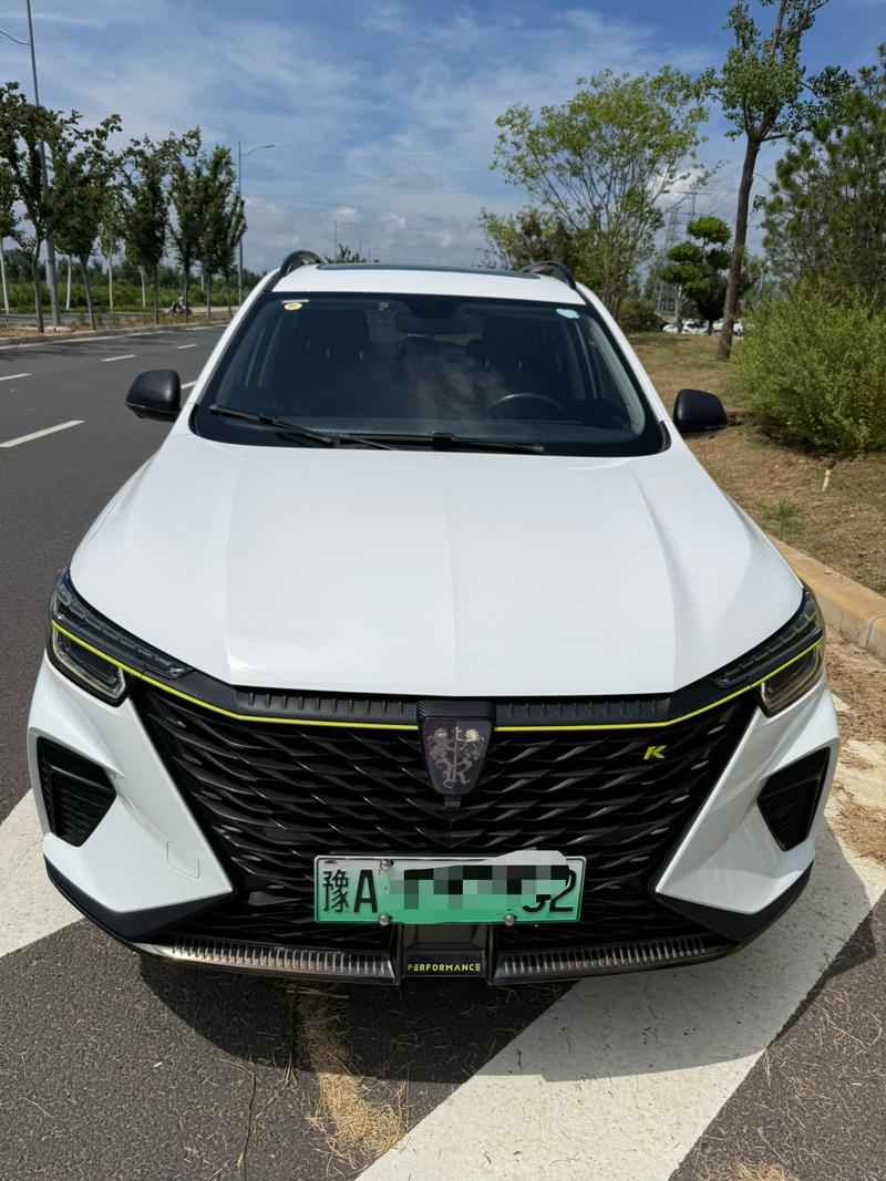 Roewe RX5 Hybrid, 2022 — фото 2 из 10