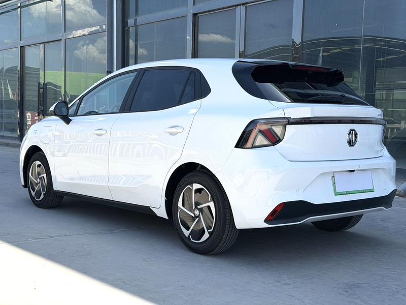 MG Motor 4 EV, 2025 — фото 4 из 10