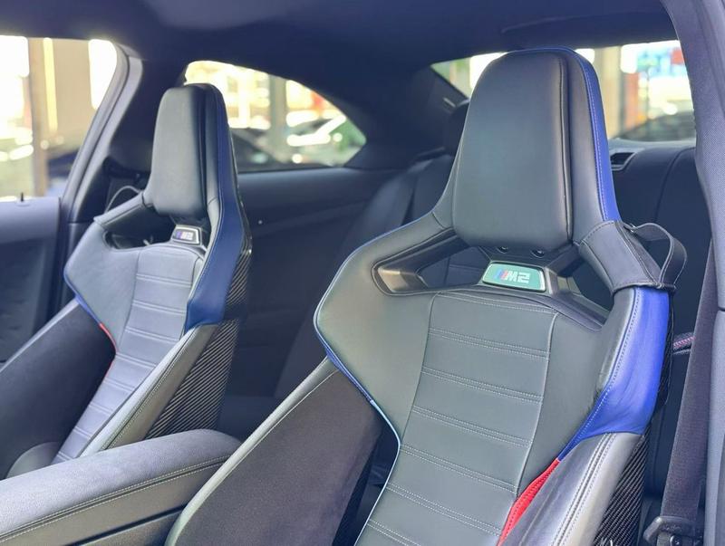 BMW M2, 2023 — фото 8 из 9