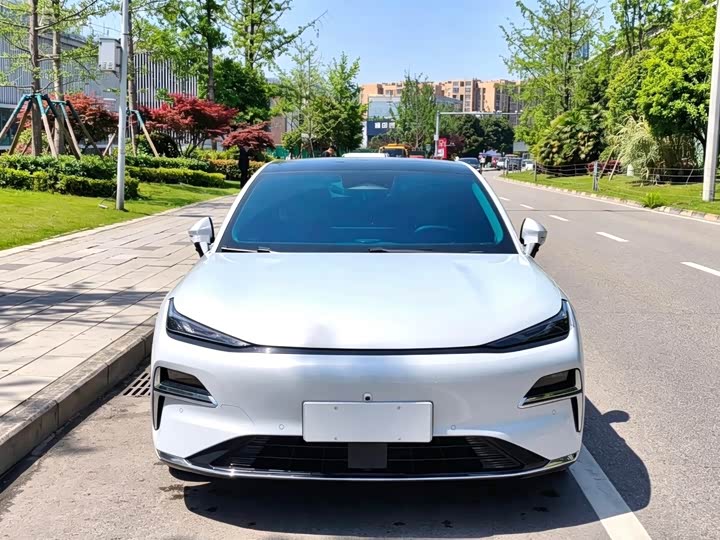 Geely Galaxy Starshine 8 EM-i, 2025 — фото 2 из 7