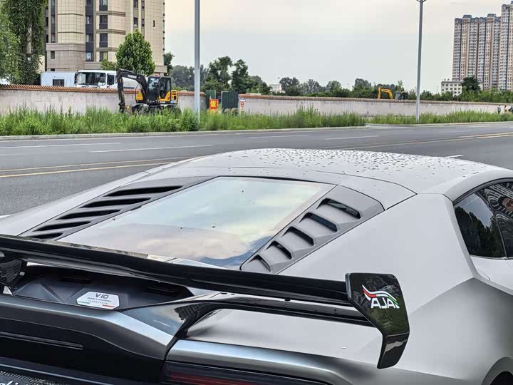 Lamborghini Huracán, 2023 — фото 6 из 7