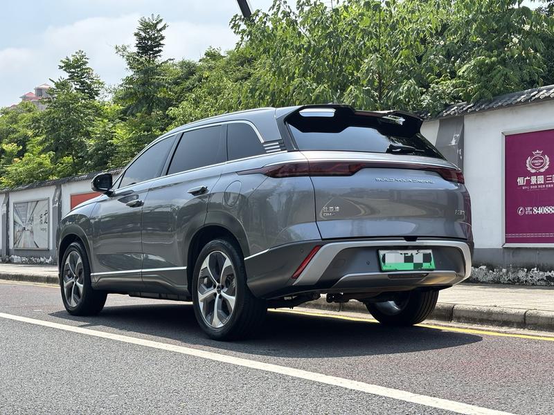 BYD Frigate 07, 2022 — фото 4 из 11