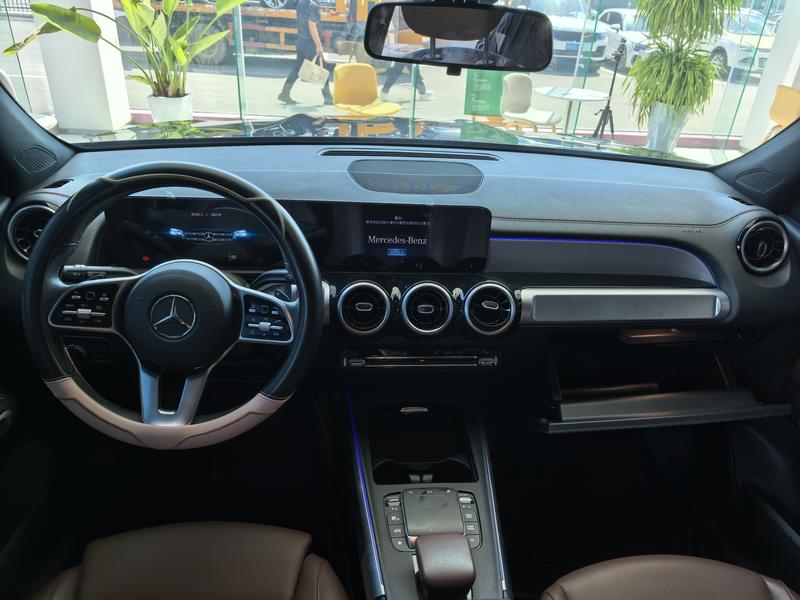 Mercedes-Benz GLB-Class, 2023 — фото 6 из 9