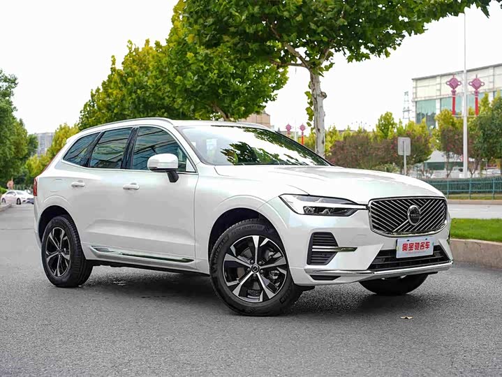 Volvo XC60, 2026 — фото 3 из 9