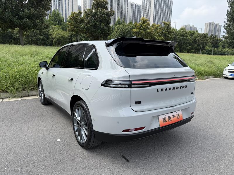 Leapmotor C10, 2025 — фото 4 из 12