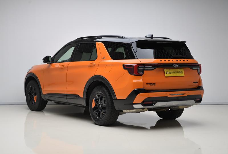 Ford Explorer, 2024 — фото 5 из 12