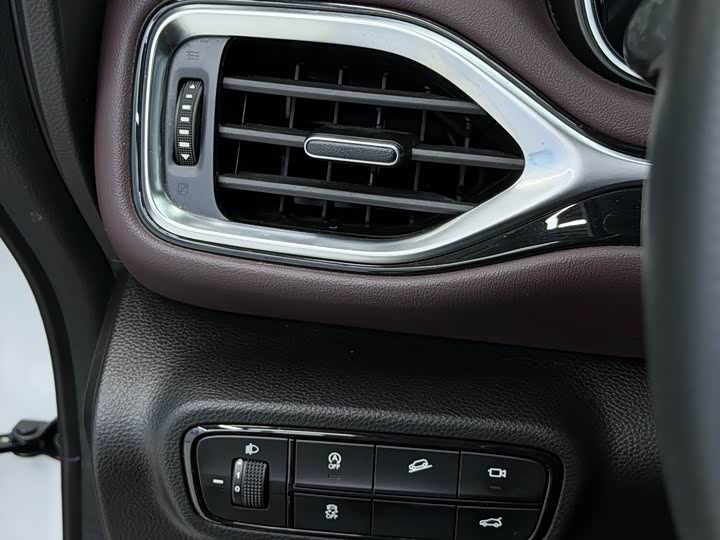 GAC Trumpchi M6, 2022 — фото 9 из 9