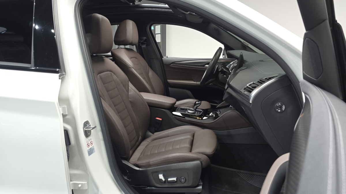 BMW X4, 2023 — фото 11 из 12