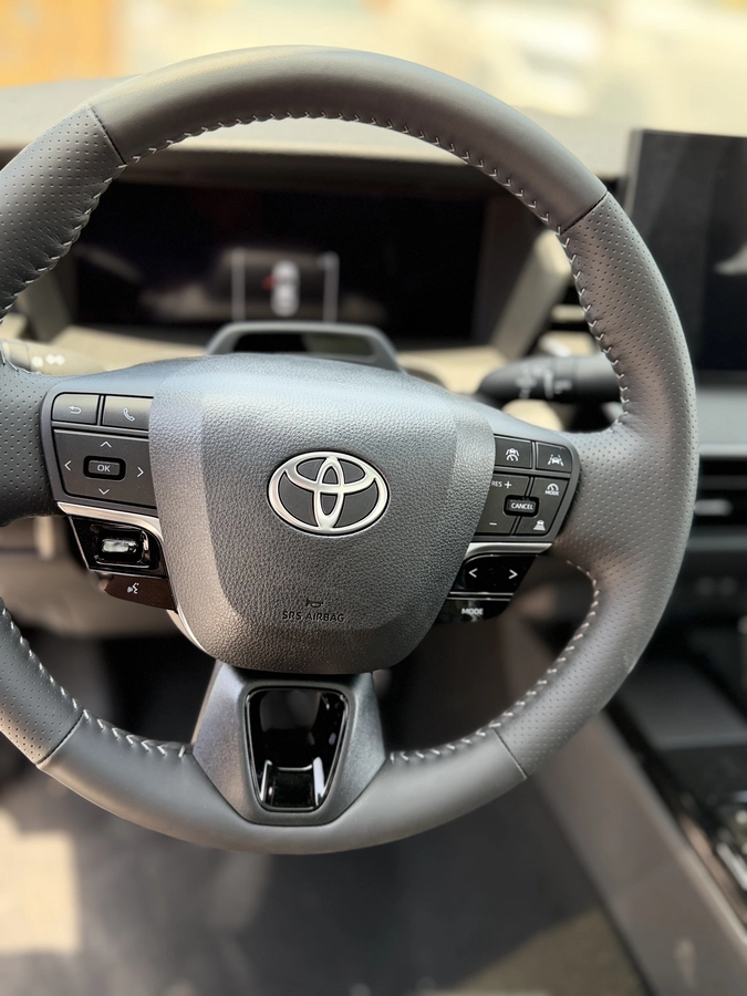 Toyota Camry, 2026 — фото 11 из 12